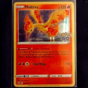 POKEMON GO 2022 Moltres#12 Holographic card.